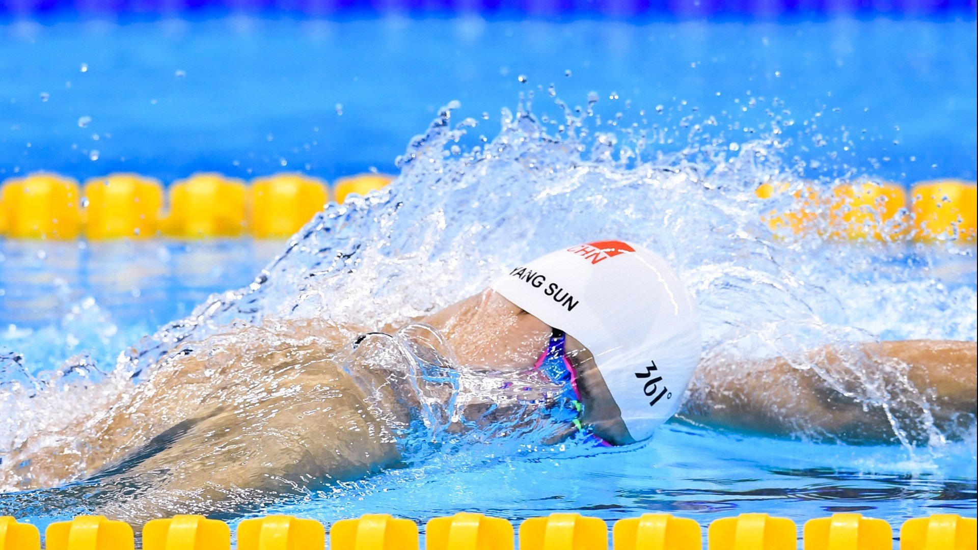 全球绿色足球场建设数量不断增加，推动行业绿色可持续发展，绿色的足球场